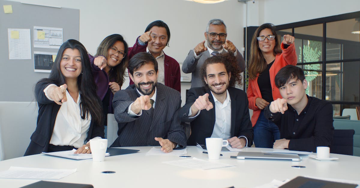 抖音实名账号：购买松树网络平台